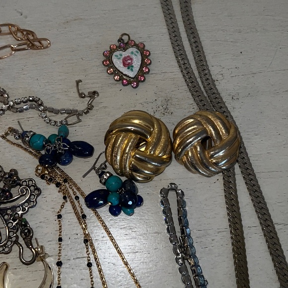 Lot MCM + Costume Jewelry Monet Avon ART unmarked crystal necklace bracelet - Picture 11 of 16